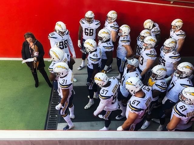 60126人魔鬼主场梭鱼湾 见证大连英博队史中超首胜.